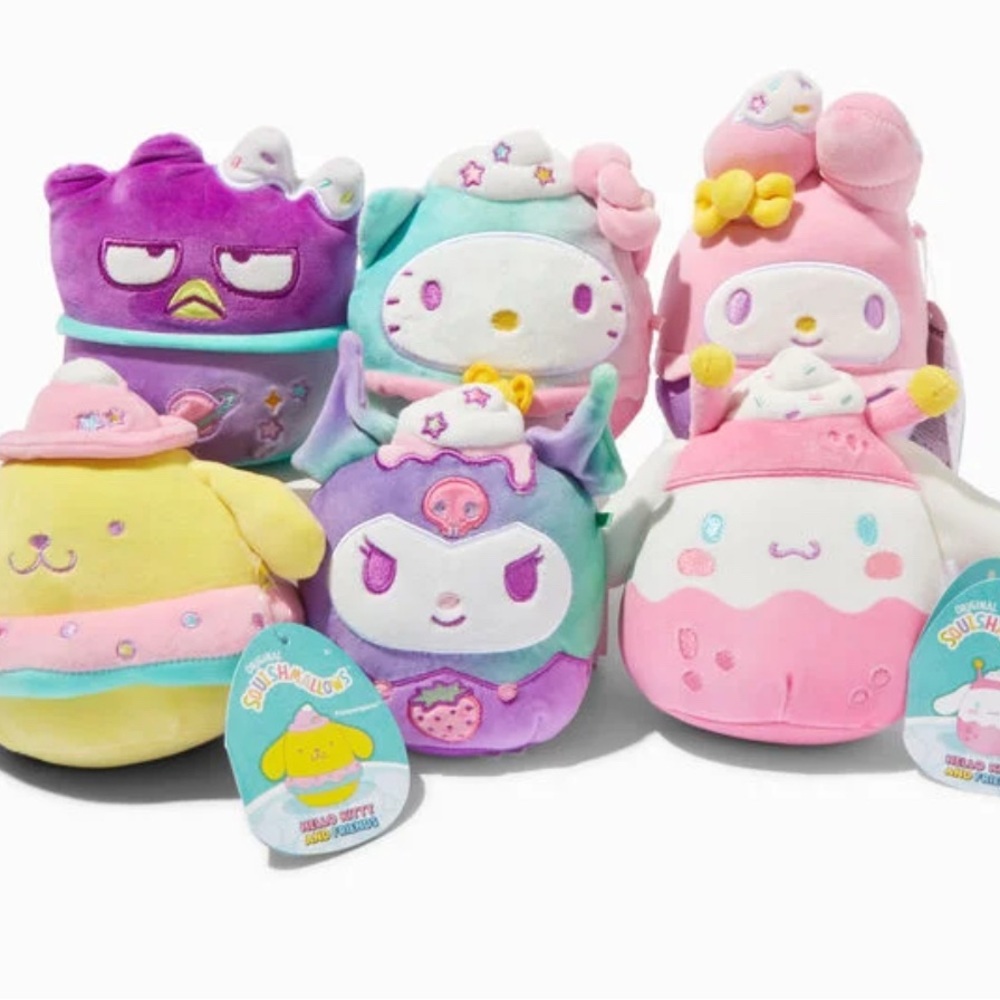 Hello Kitty and Friends Sanrio Dreamland Squishmallows 5-Inch Plush Set of 6!!